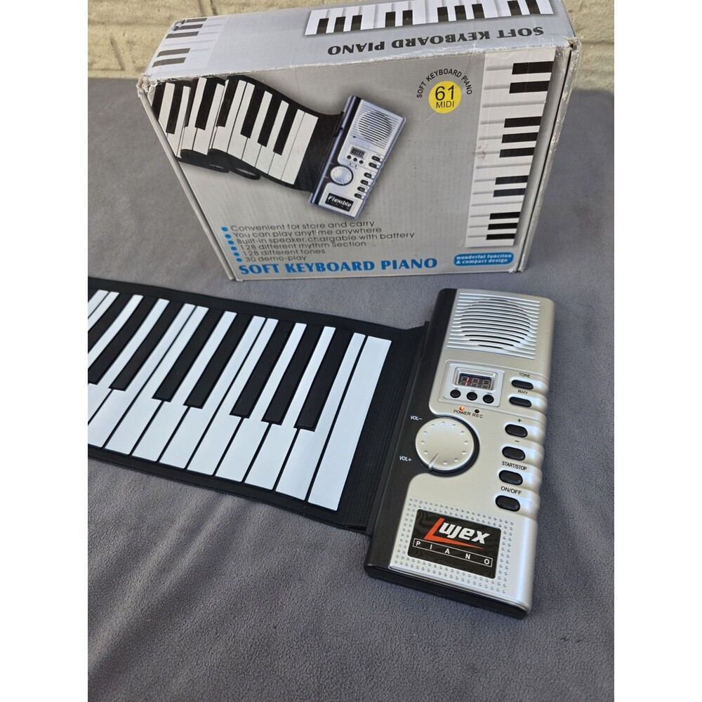 Professional Electronic Keyboard 61-key Hand-rolled Piano W/Speaker, Gift